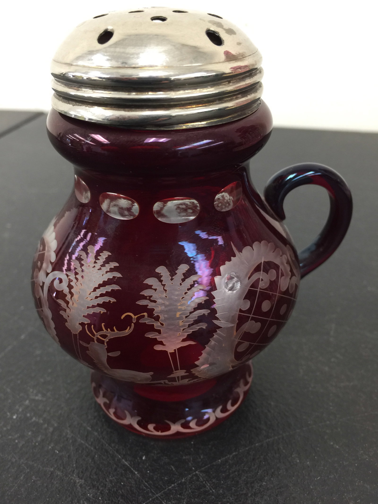 Bohemian Cut to Clear Shaker (1 of 3)