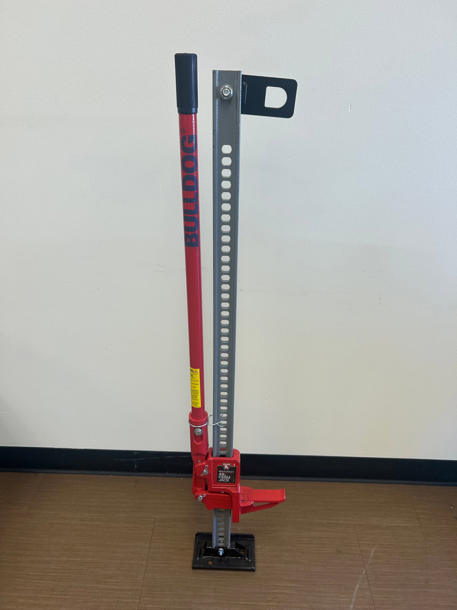 Bulldog Farm Jack: 50" tall