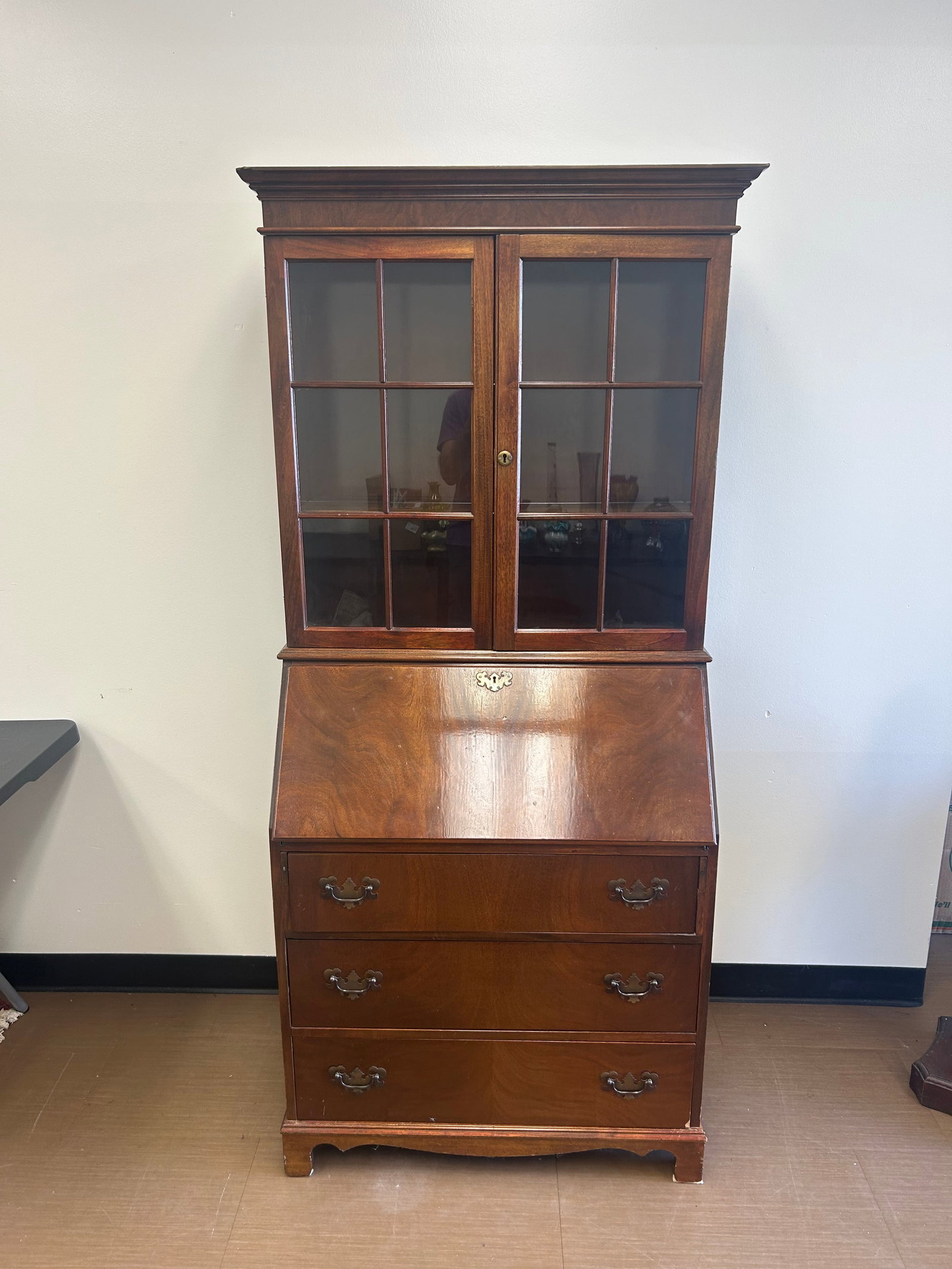 Mahogany Secretary Desk: 32" x 18" x 72", 1 piece