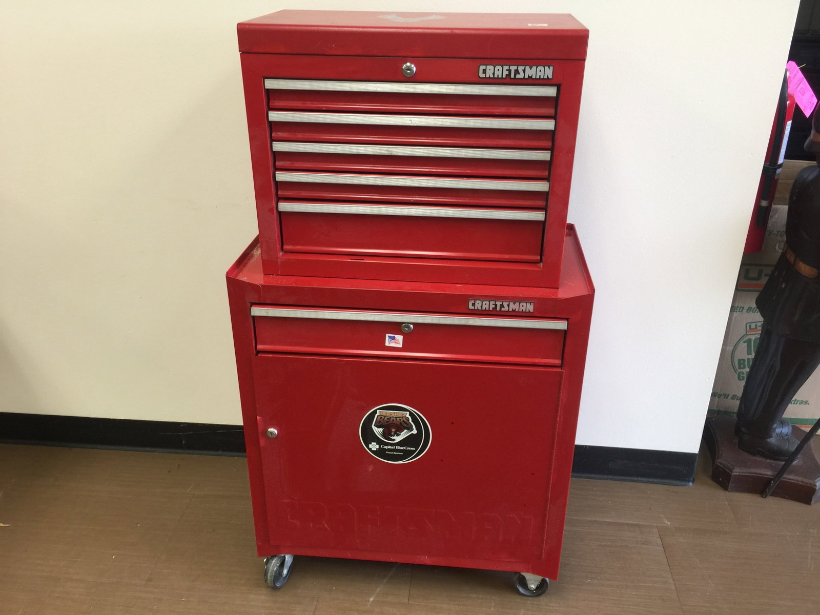 Craftsman Tool Chest (1 of 5)