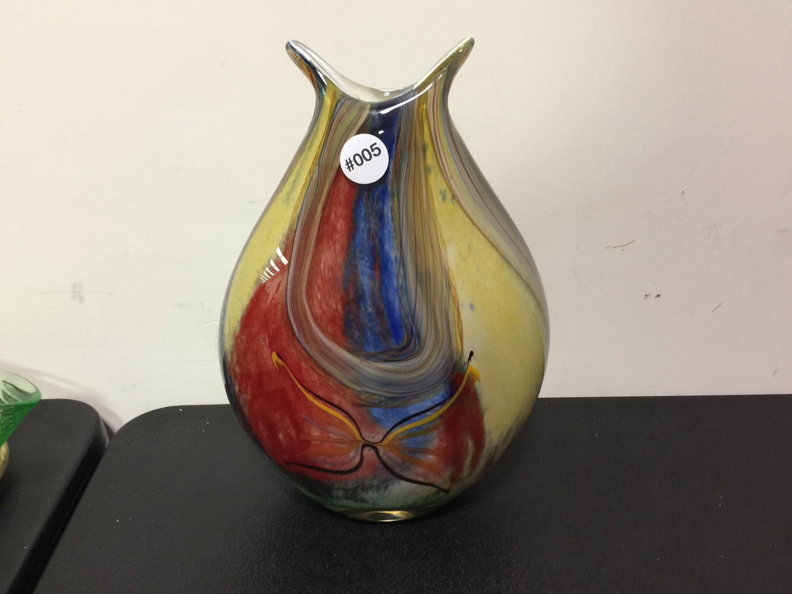 Murano Art Glass Vase (1 of 3)