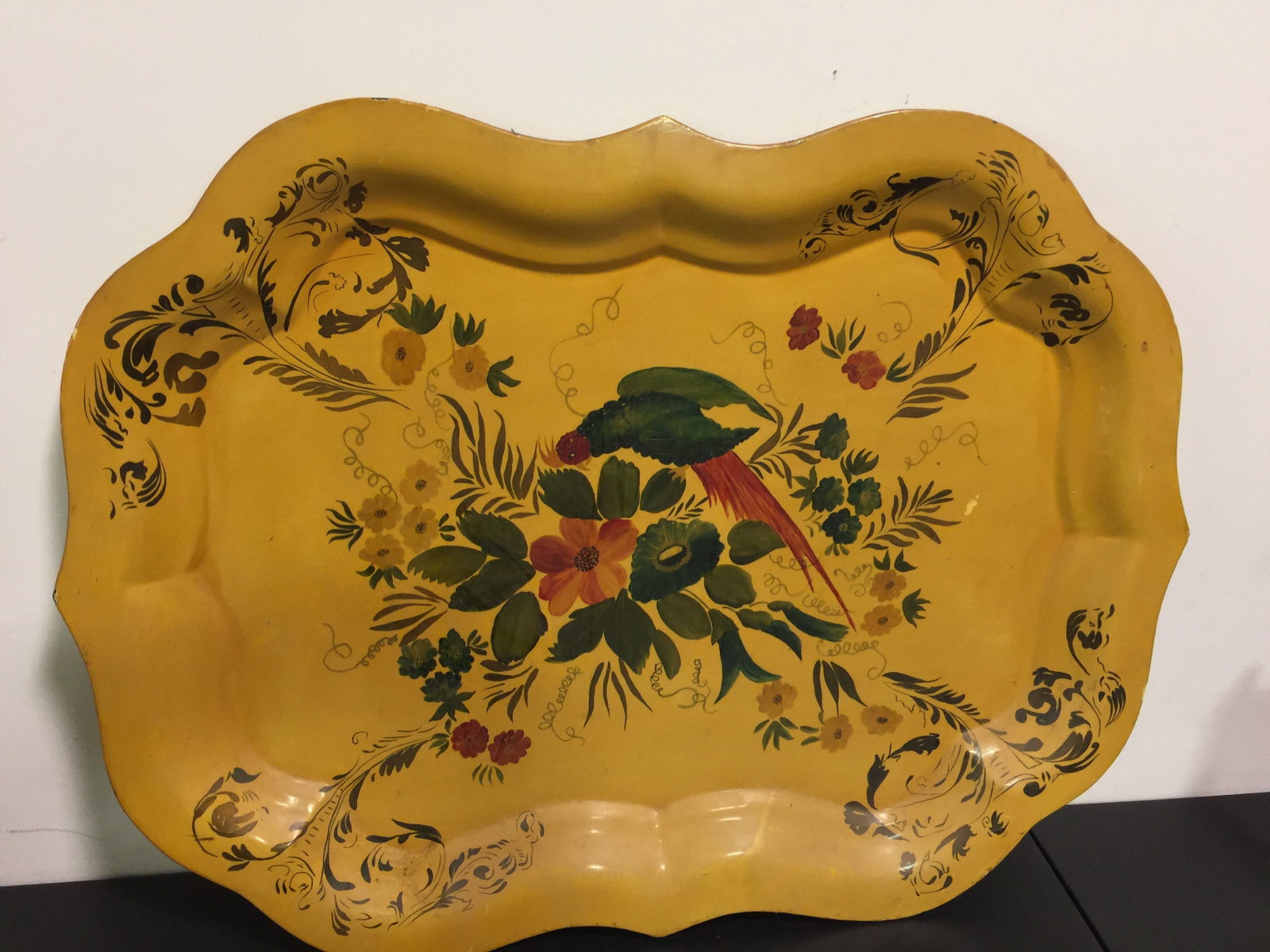 Folk Art Toleware Tray (1 of 4)