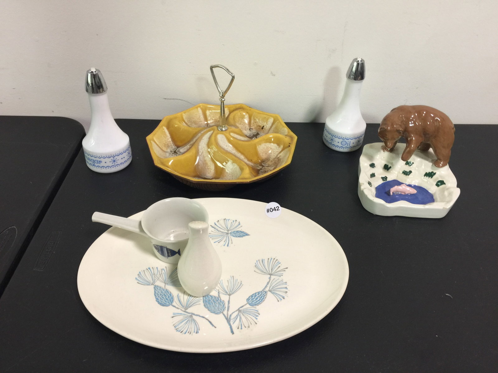 MCM Pottery Lot (1 of 4)