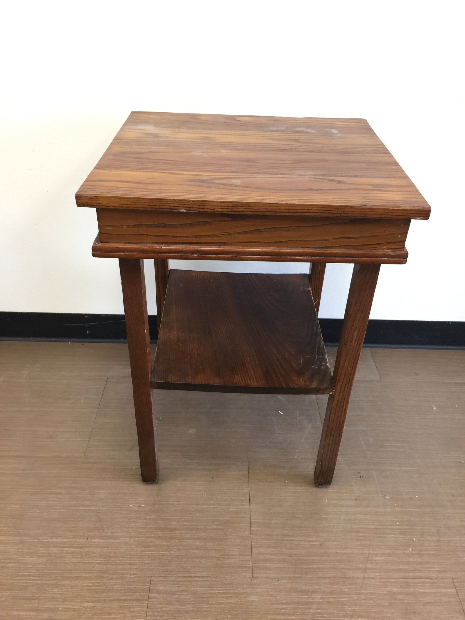 Oak Stand: 21"x29".