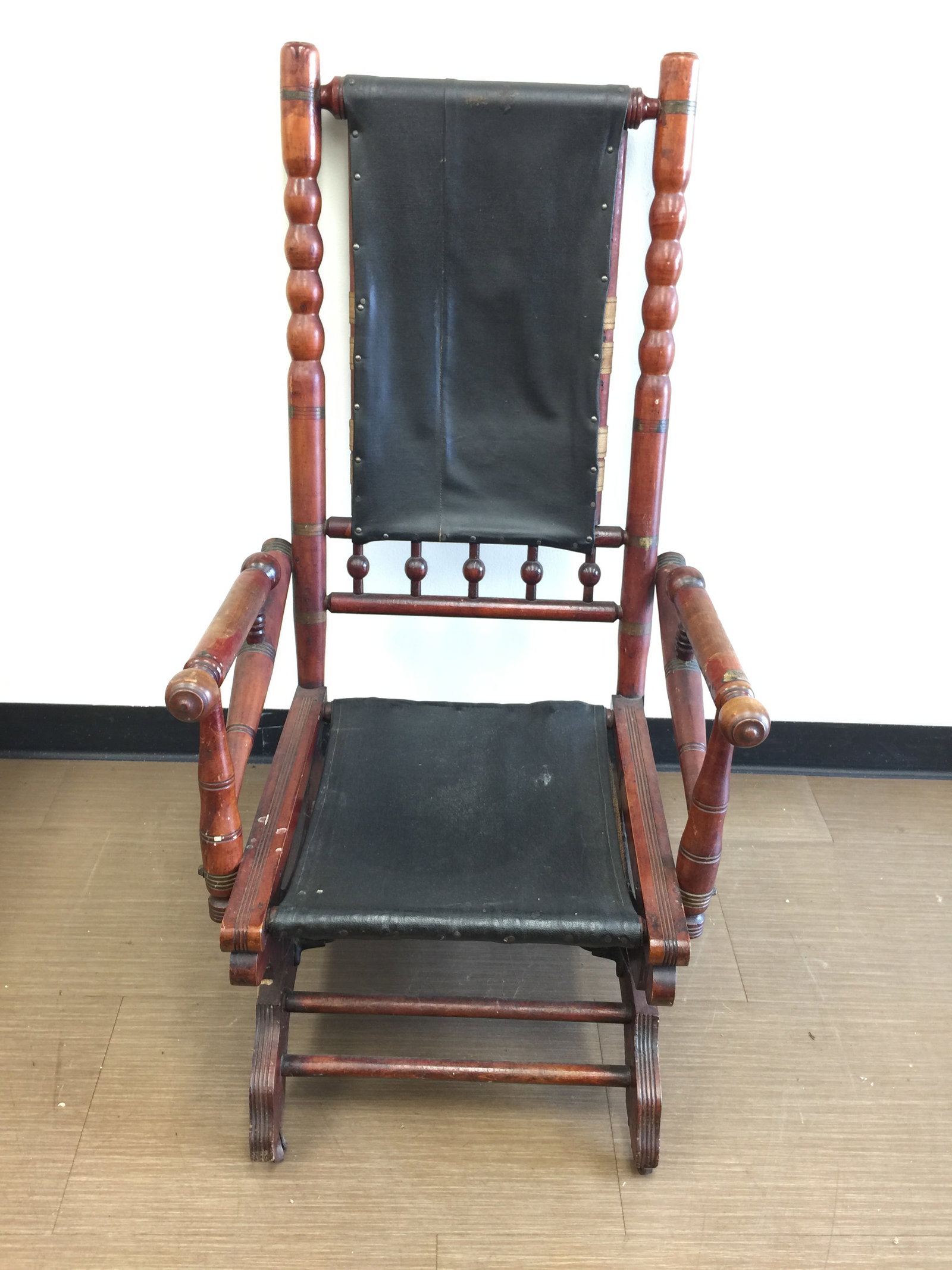 Victorian Platform Rocker: 22"x27"x41".