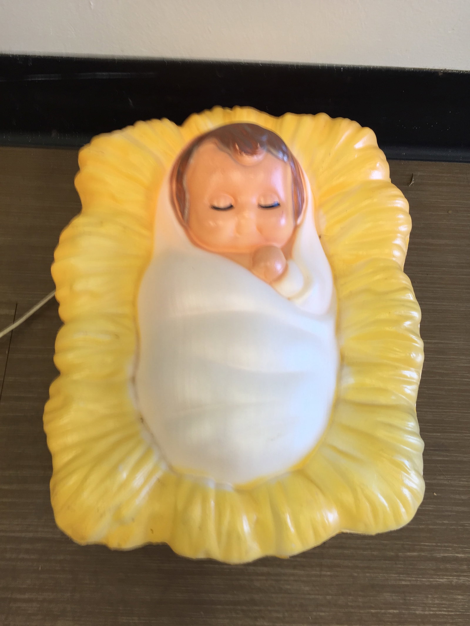 Vintage Baby Jesus Blow Mold: 13"W.