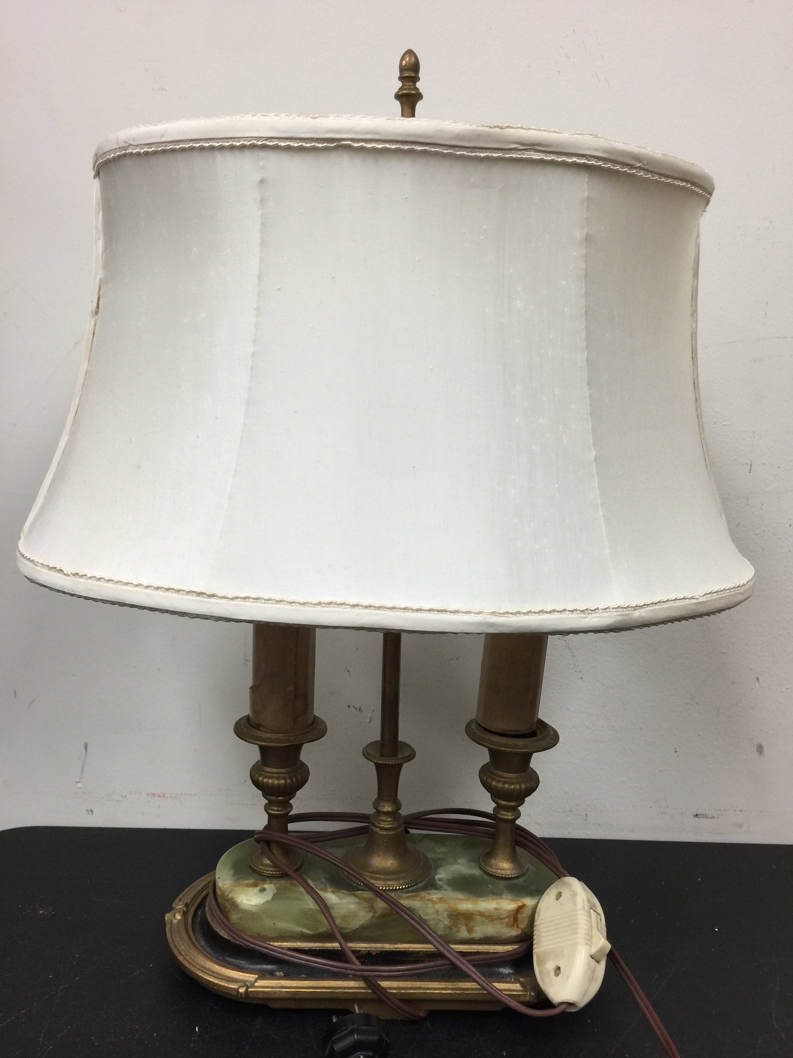 Art Deco Onyx Lamp: 19".