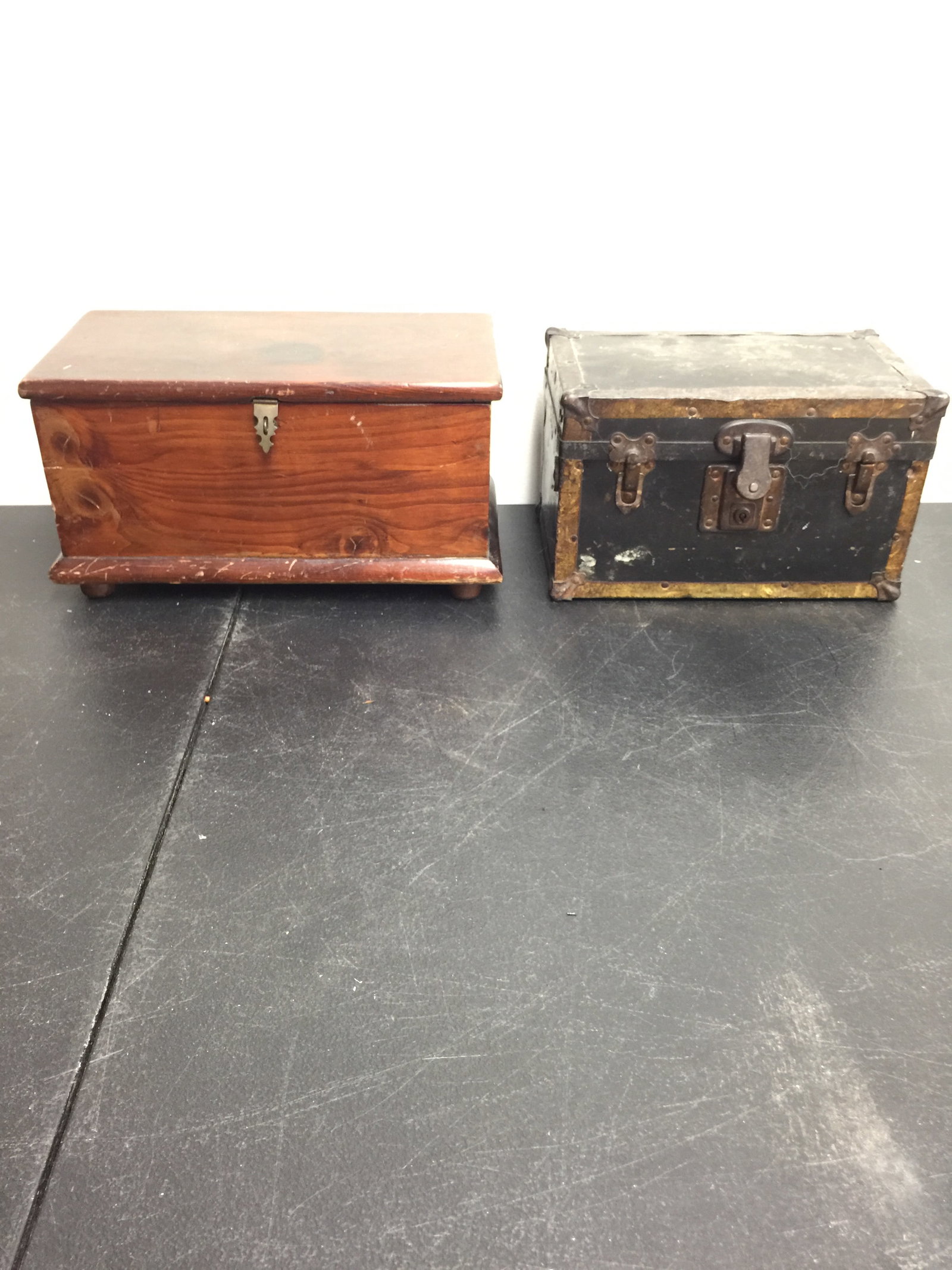 Miniature Antique Blanket Chest and Trunk (1 of 4)