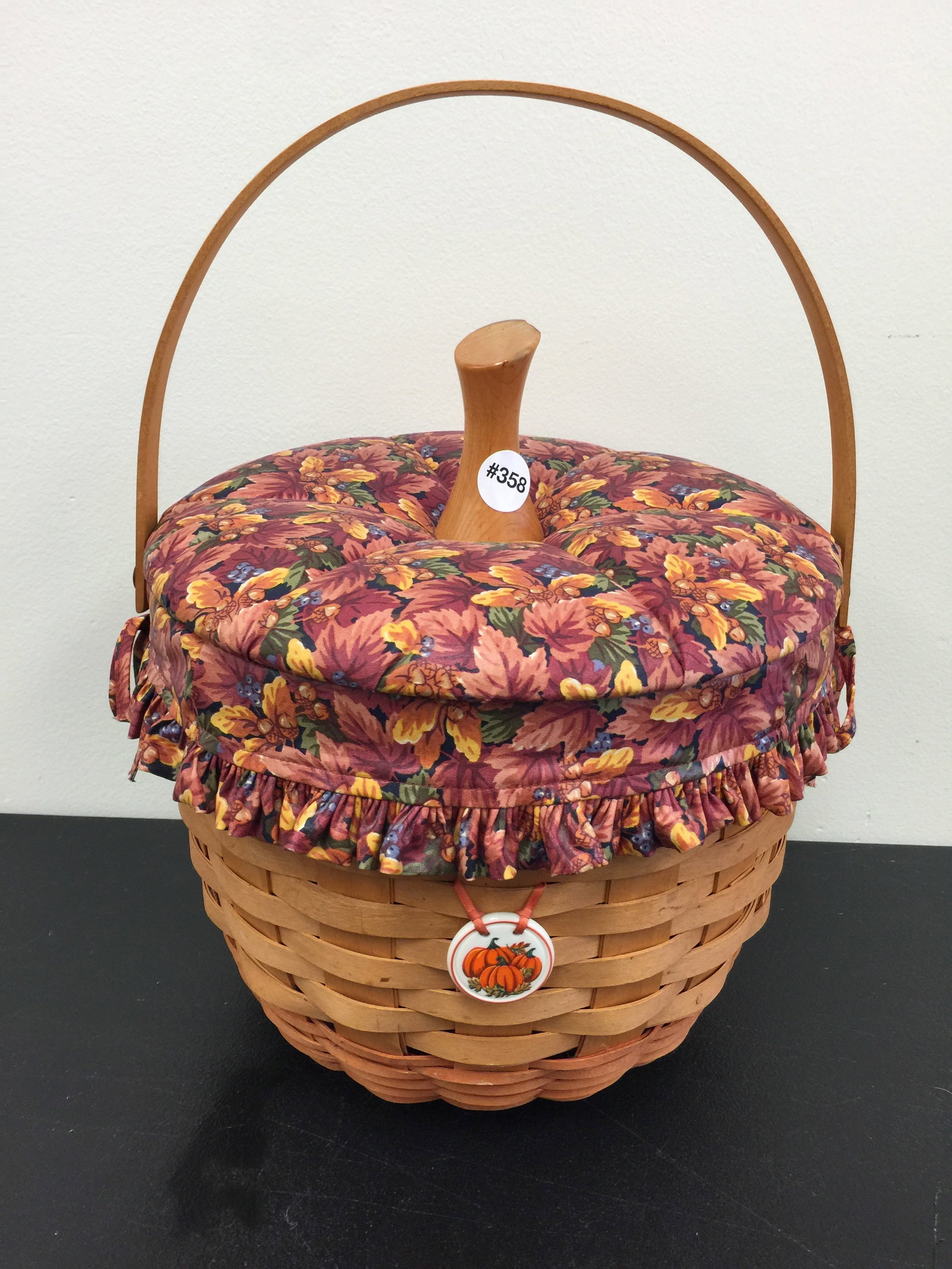 Longaberger Pumpkin Basket: 16"H.