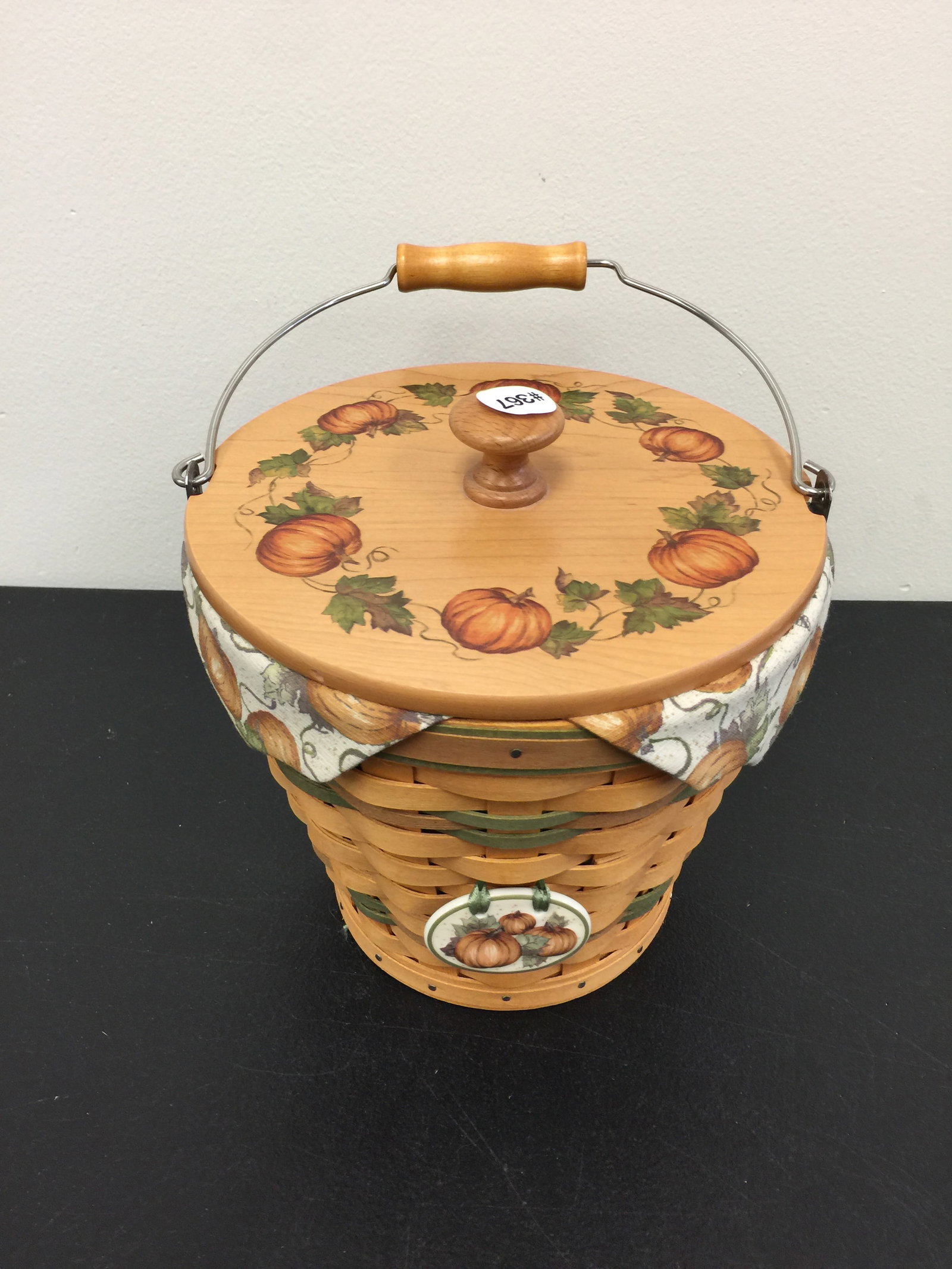 Longaberger Pumpkin Basket: 14"H.