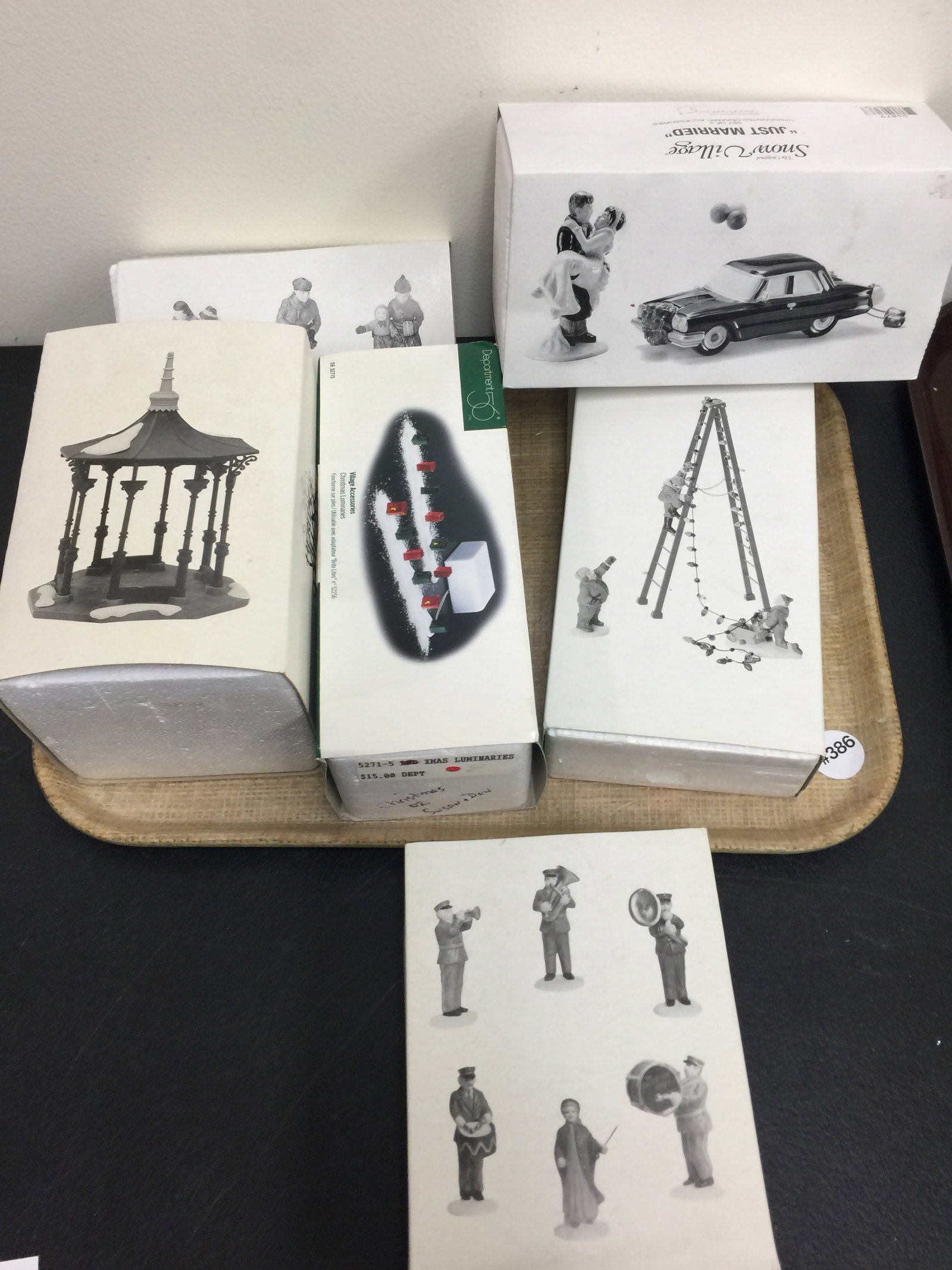 Dept 56 Christmas(6) (1 of 4)