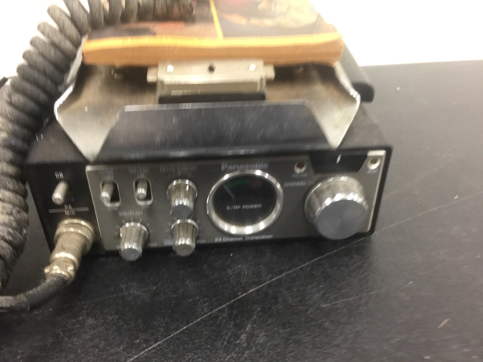 Radios - 3