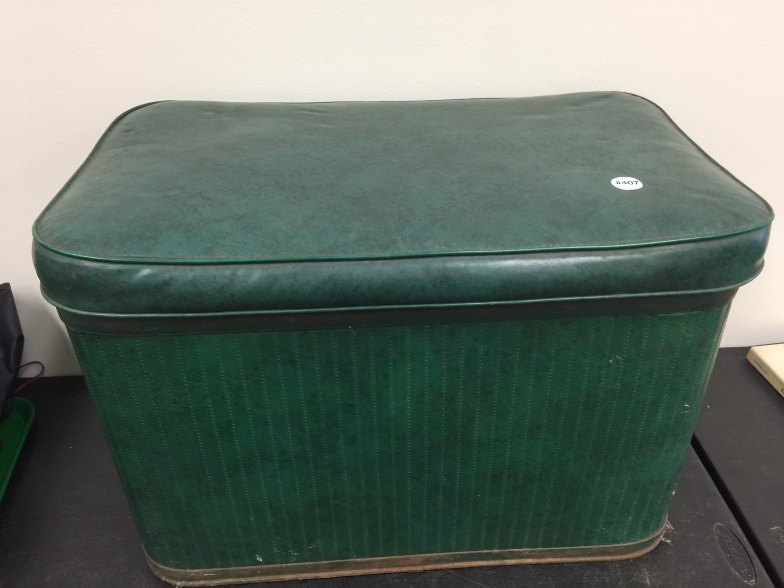 Vinyl Lift Lid Chest: 24" x 14" x 17"