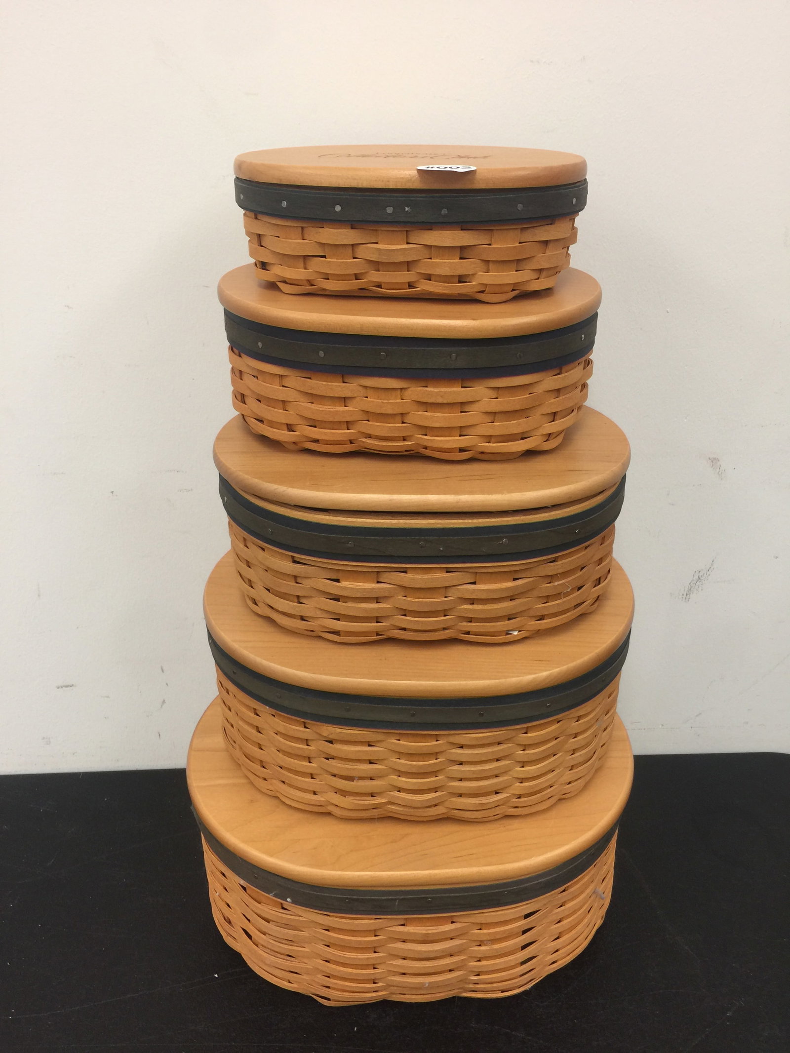 Set of 5 Graduated Longaberger Baskets (1 of 3)