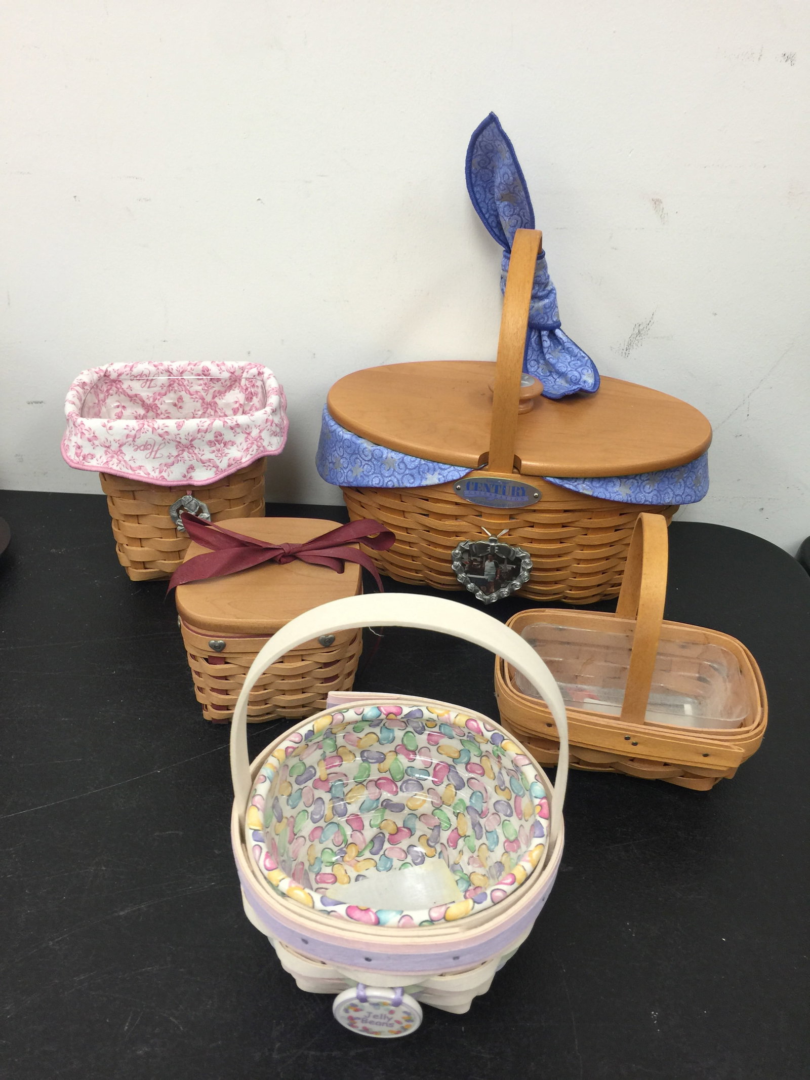 5 Longaberger Baskets: Largest 11" W