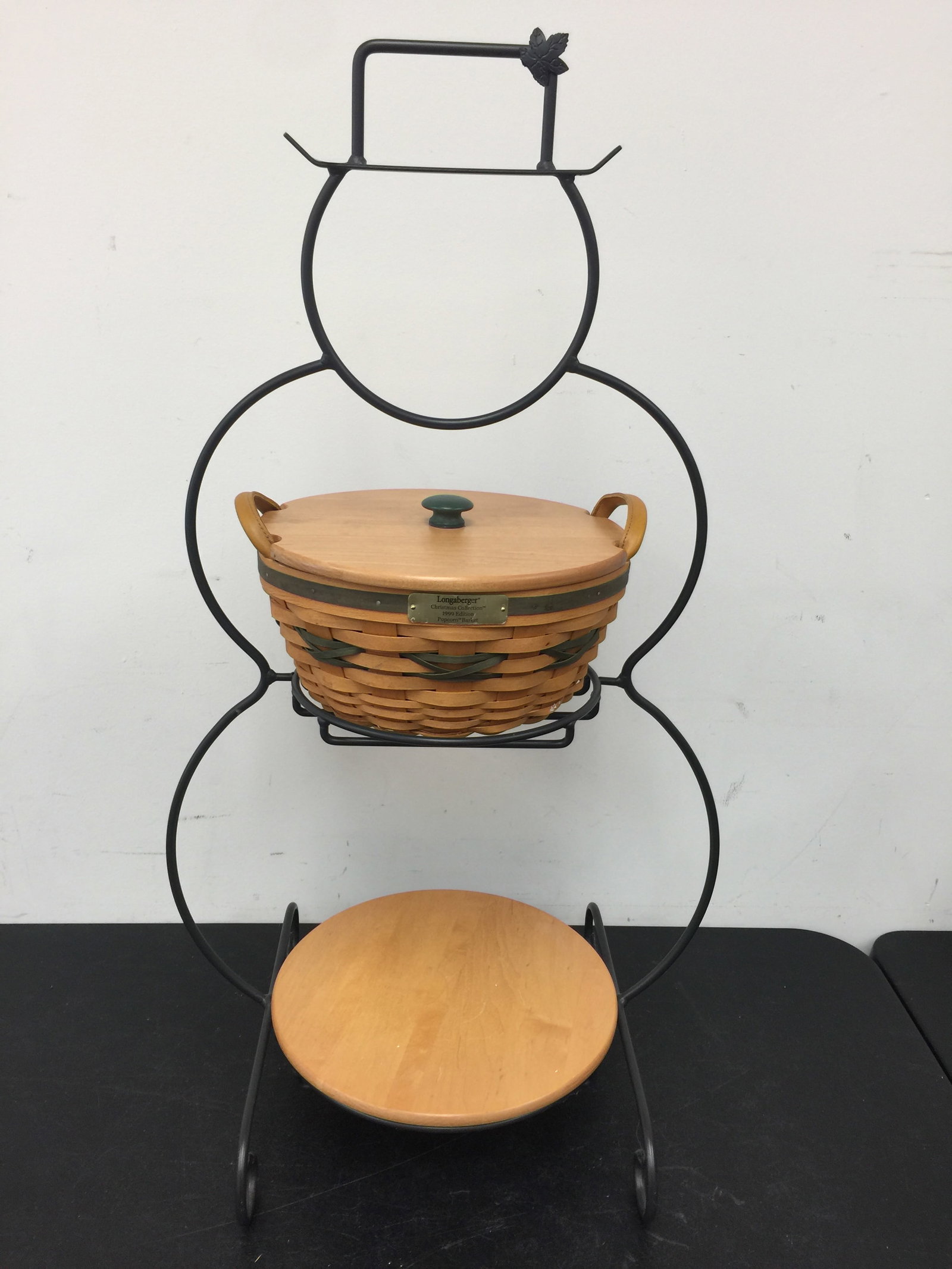 Longaberger Snowman Stand: 33" H