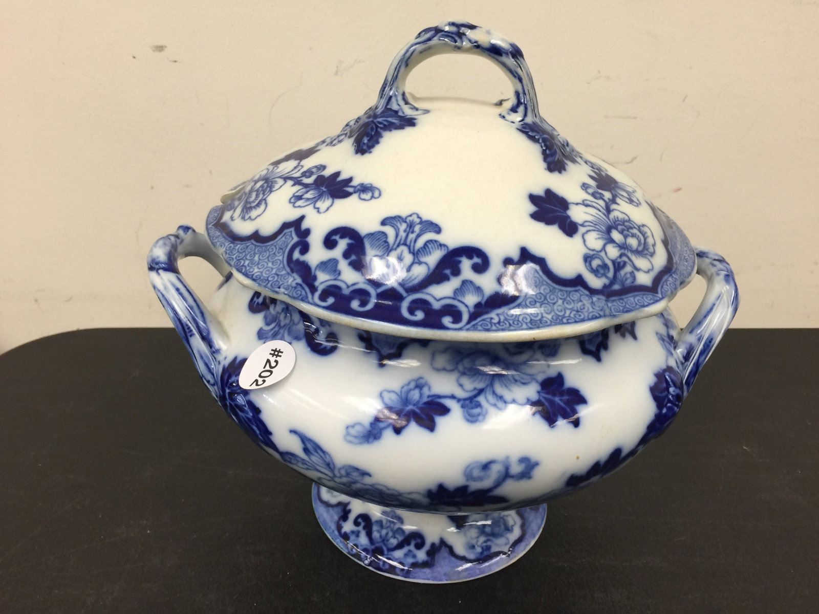 Flow Blue Candia Tureen: 11" H