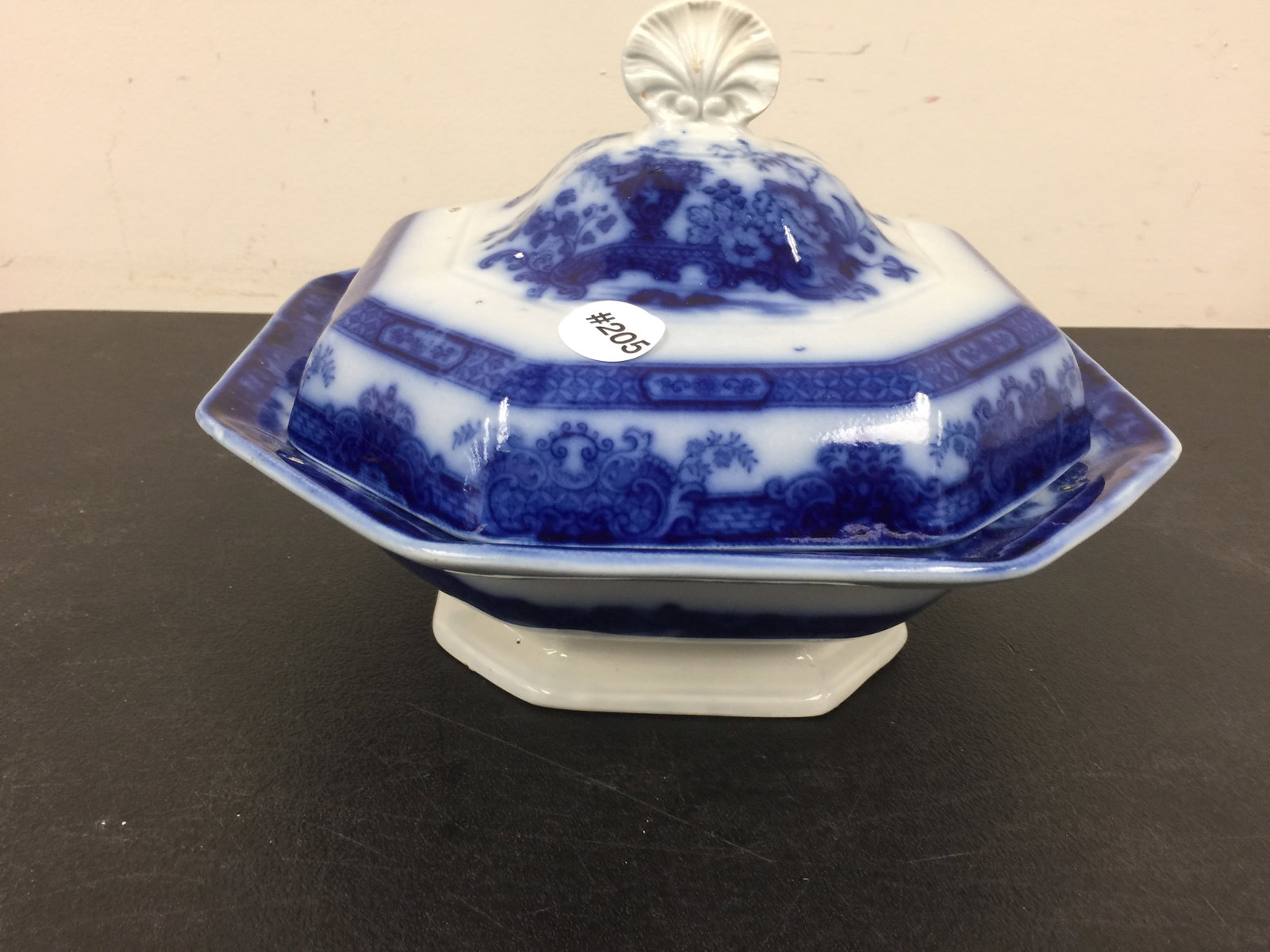 Flow Blue Tureen: 10" W
