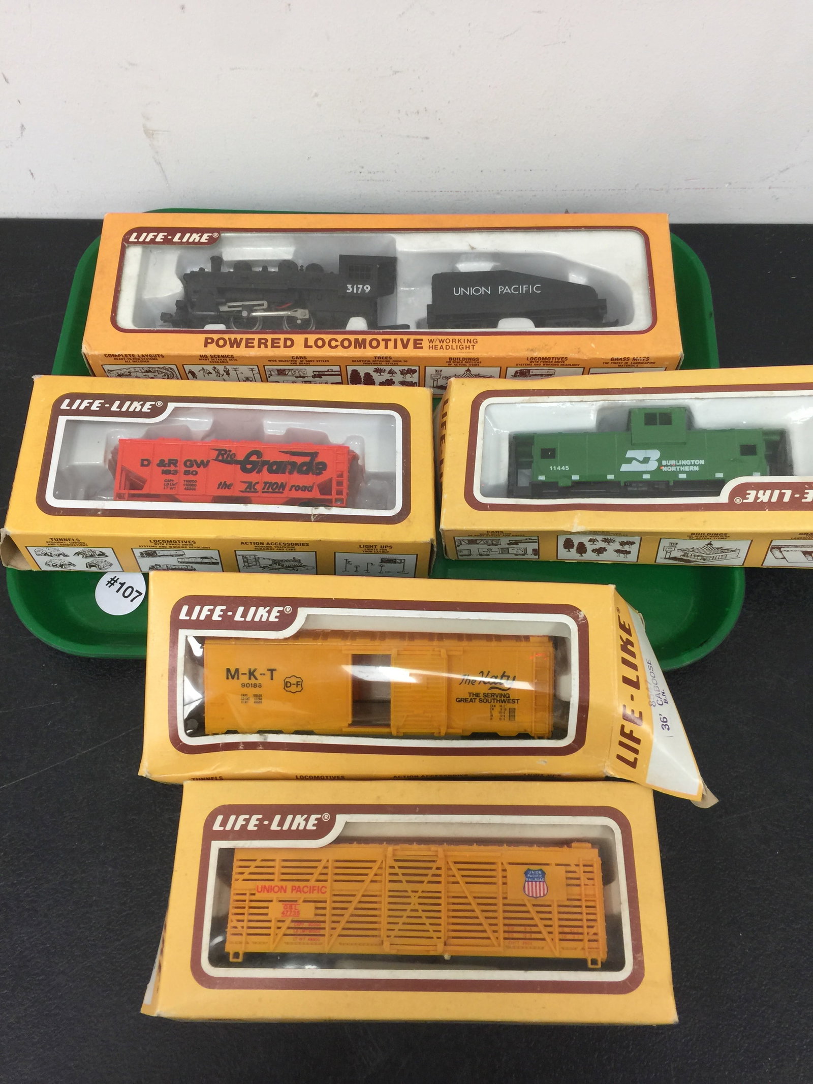 5 Life Like Train Set (1 of 4)