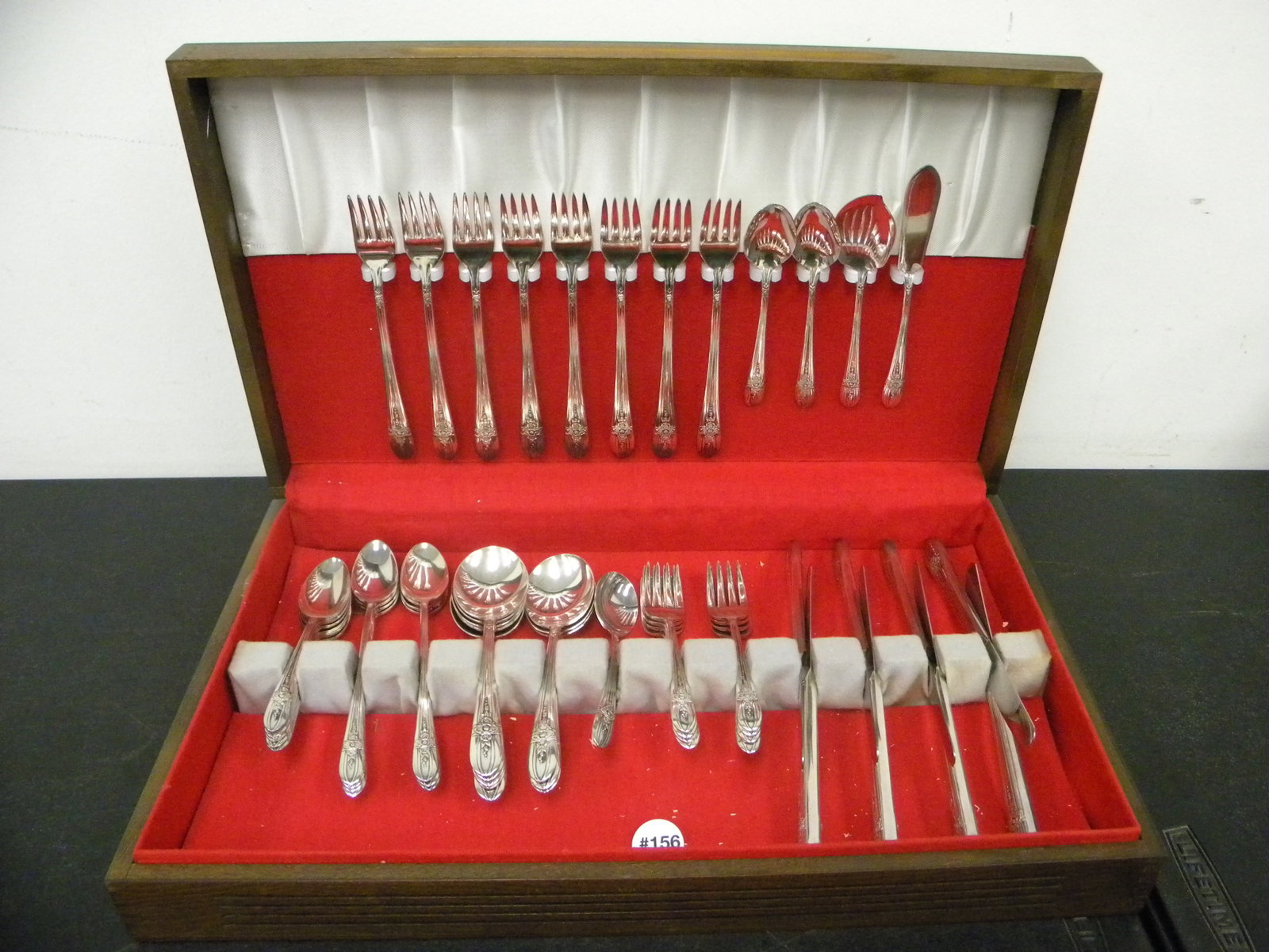 Rogers Silverplate Flatware (1 of 5)