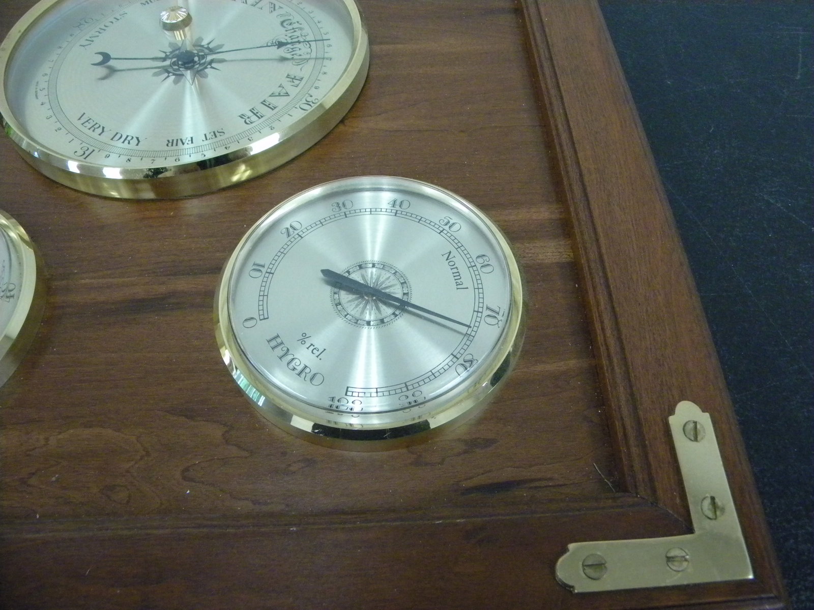 Barometer - 4