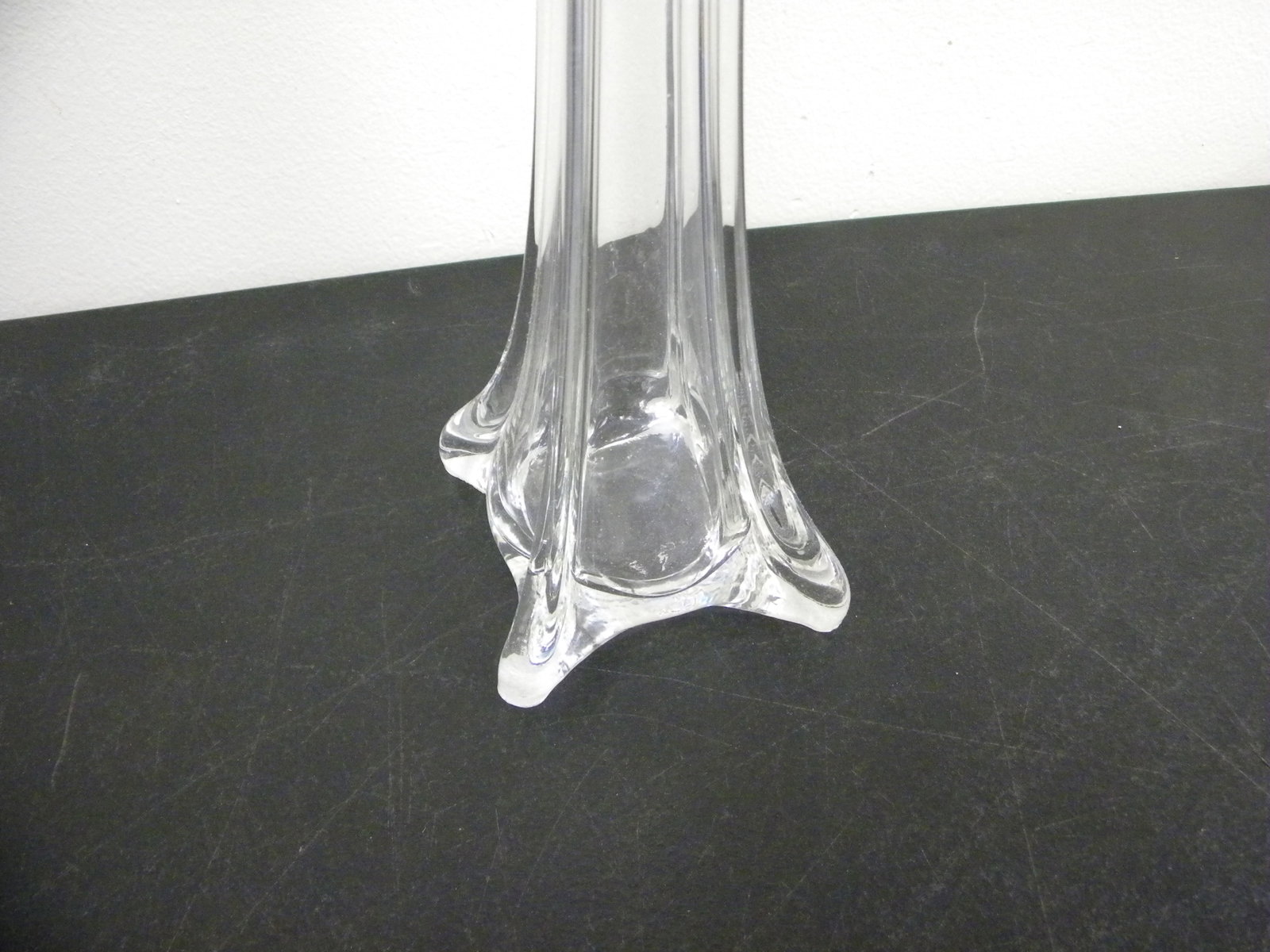 8 Eiffel Tower Vases - 2