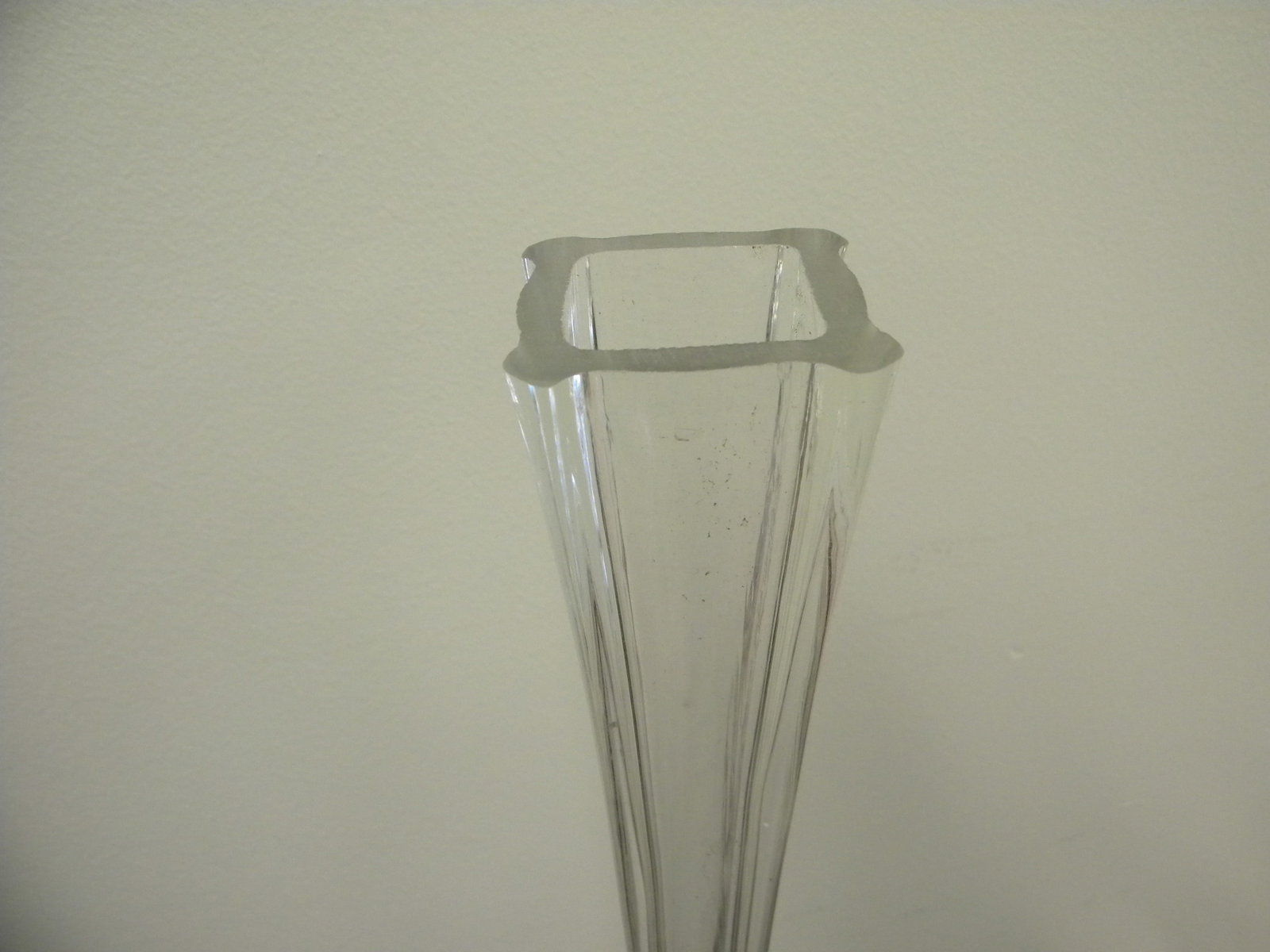 8 Eiffel Tower Vases - 3