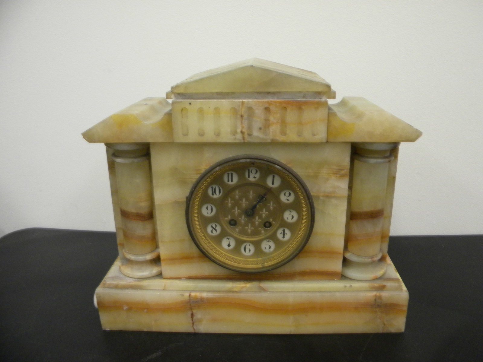 Marble French Mantle Clock (1 of 4)