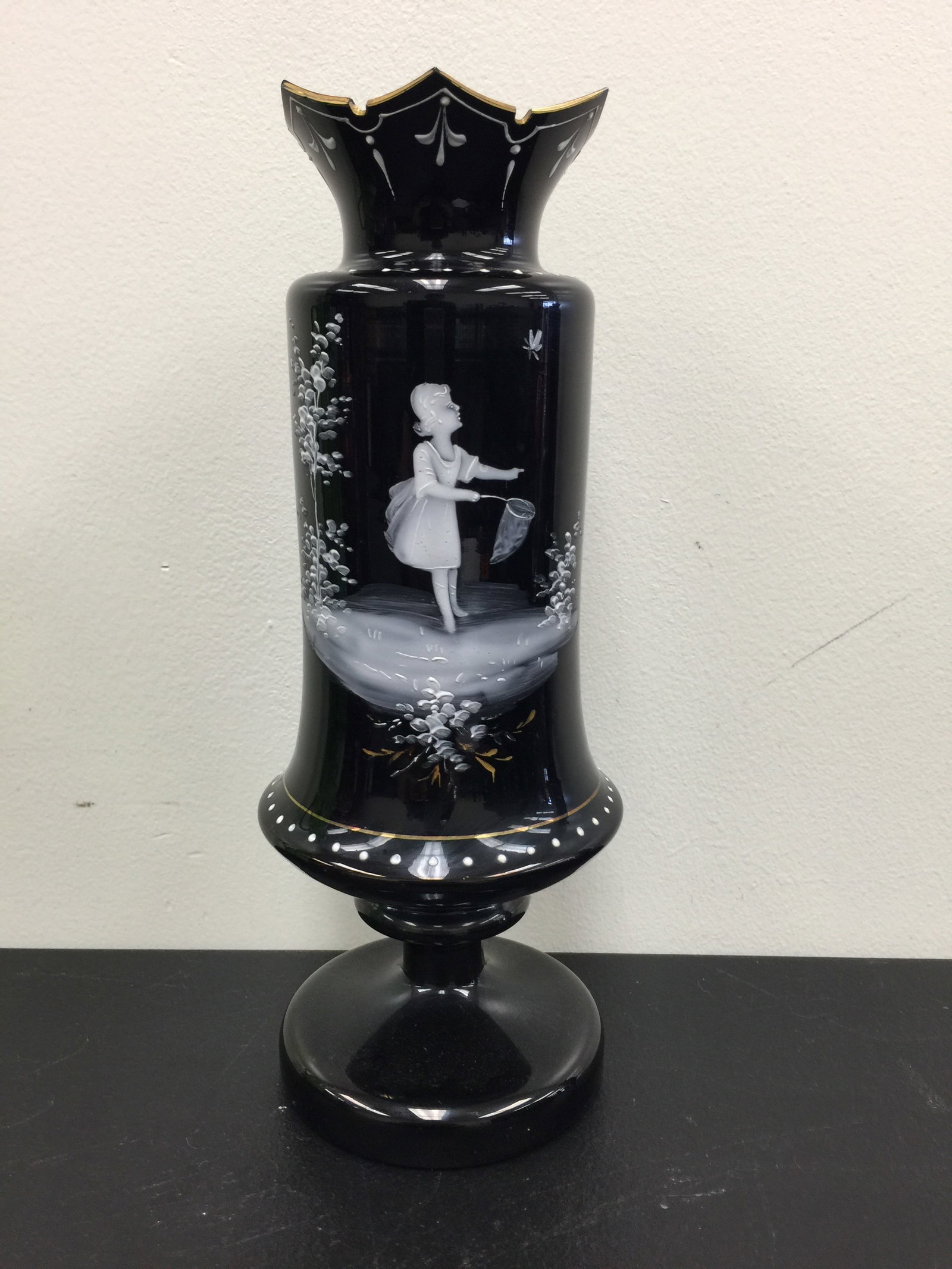 Mary Gregory Vase (1 of 5)