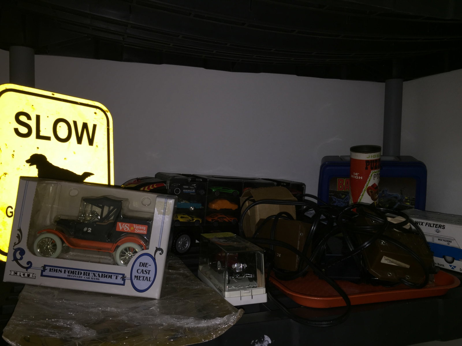 Toy Lot: Toy cars, diecast, train transformers and more