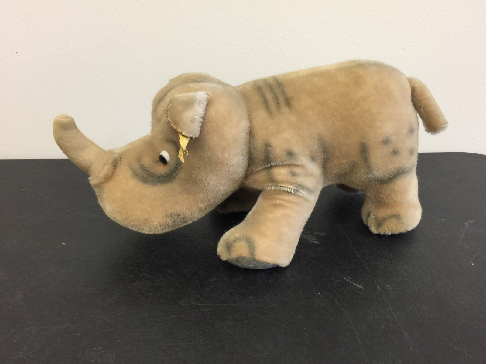 Vintage Steiff Rhinoceros: has tag, 12"H.