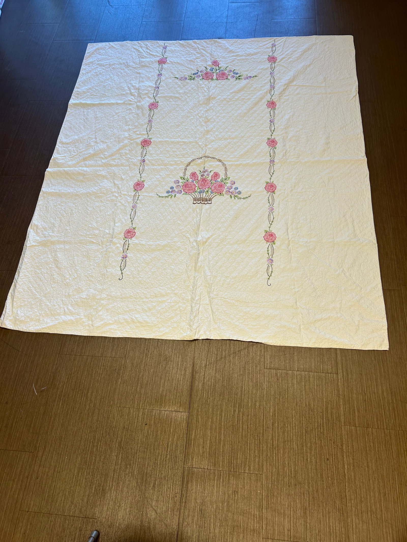 Antique Summer Quilt (1 of 4)