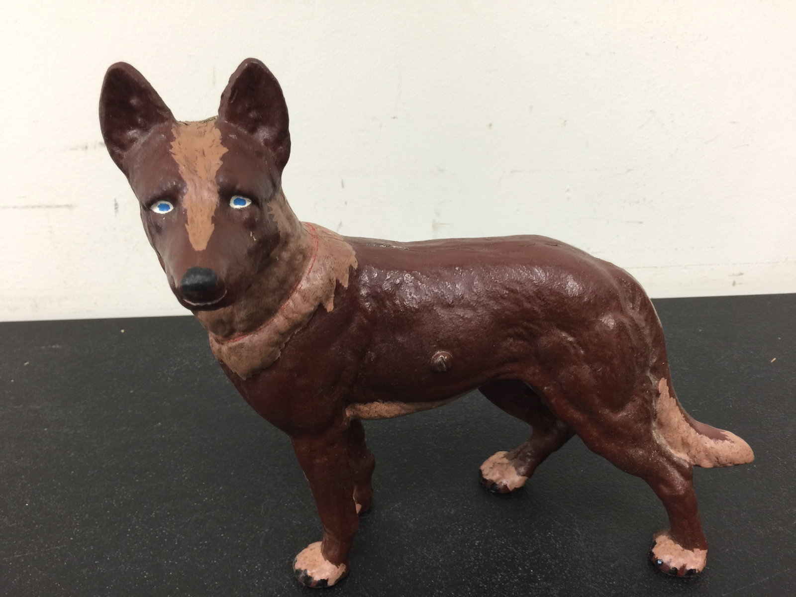 Cast Iron German Shepherd Doorstop (1 of 3)