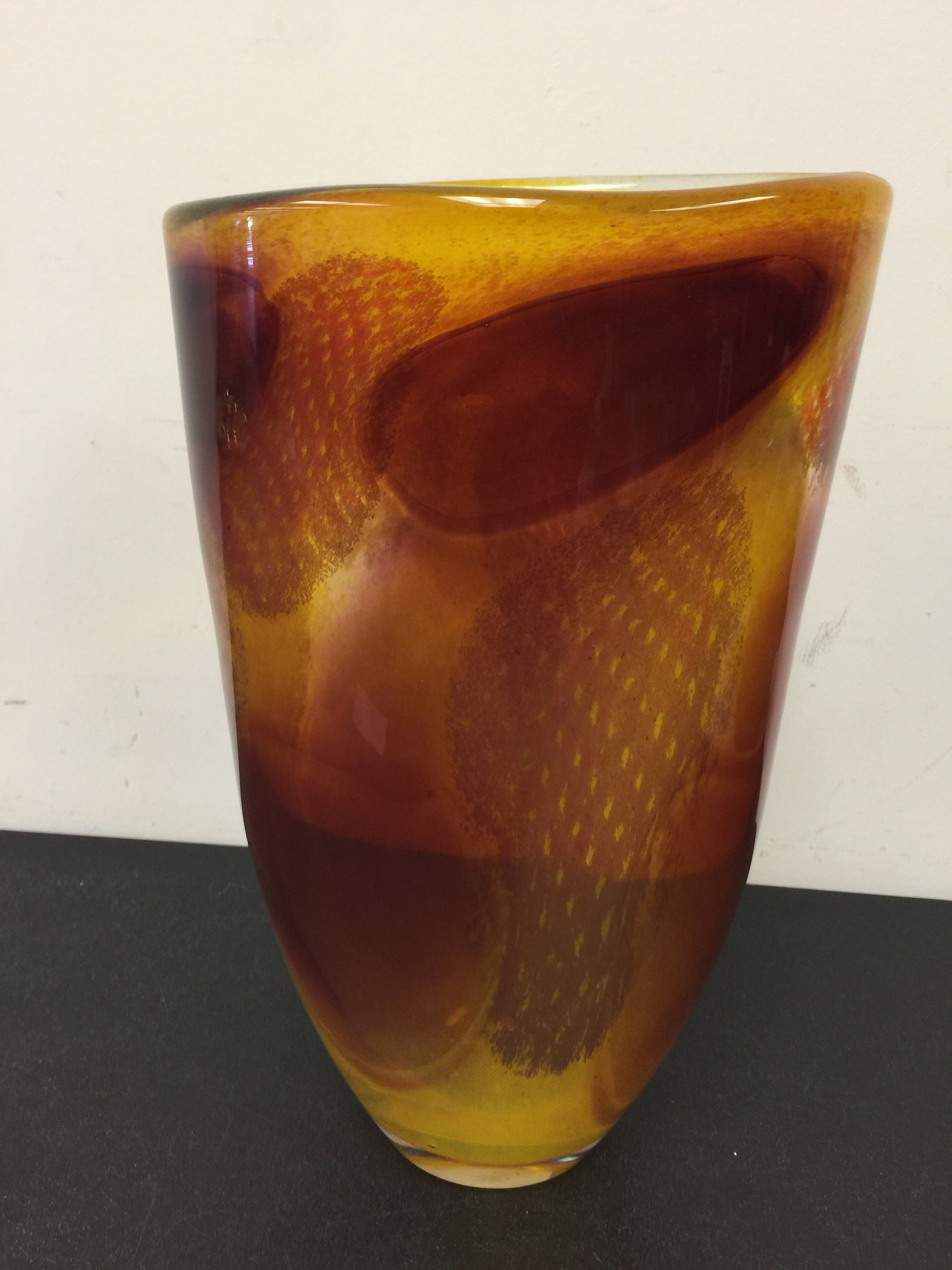 Art Glass Vase (1 of 3)