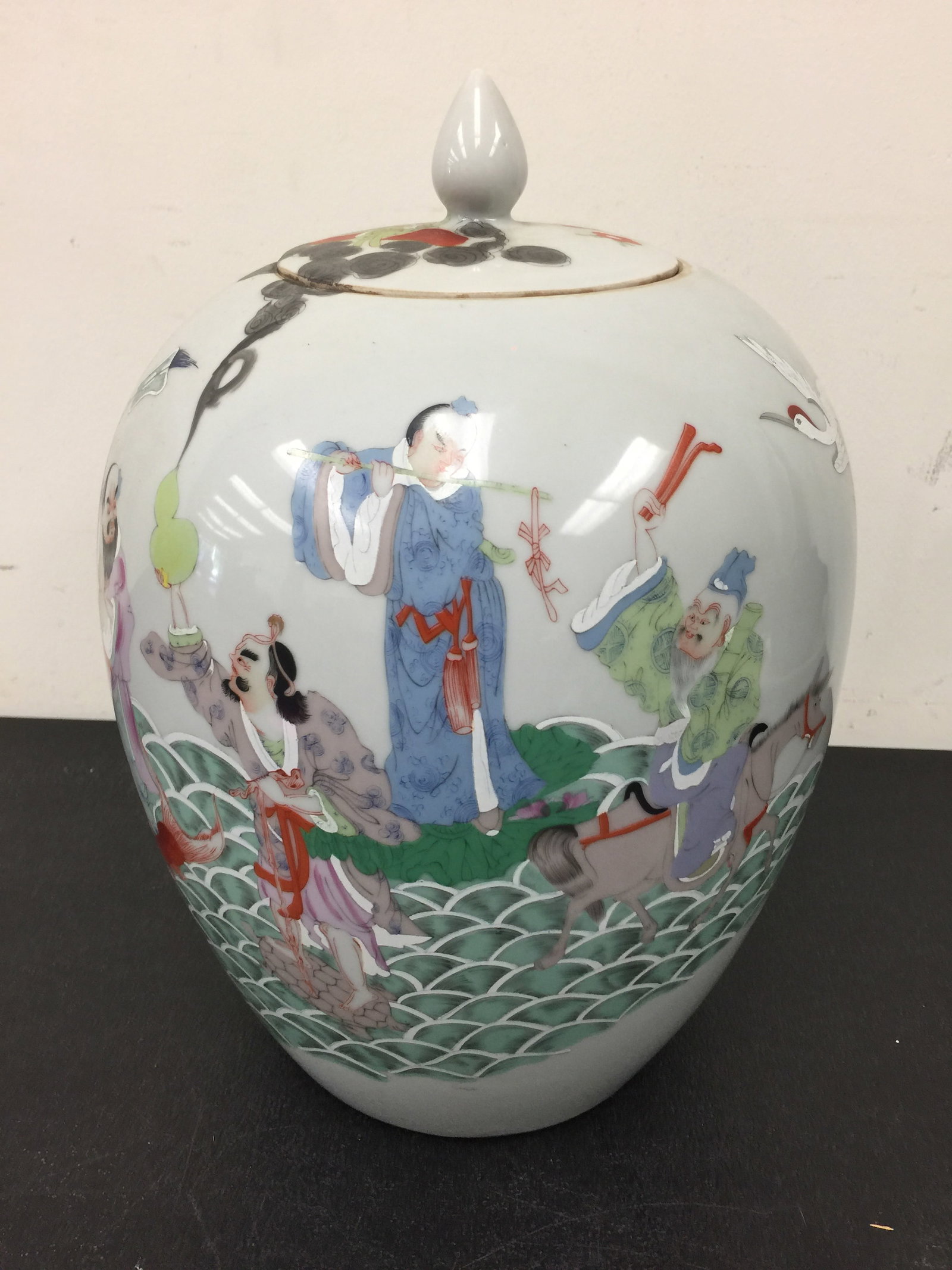 Familie Rose Chinese Ginger Jar (1 of 5)