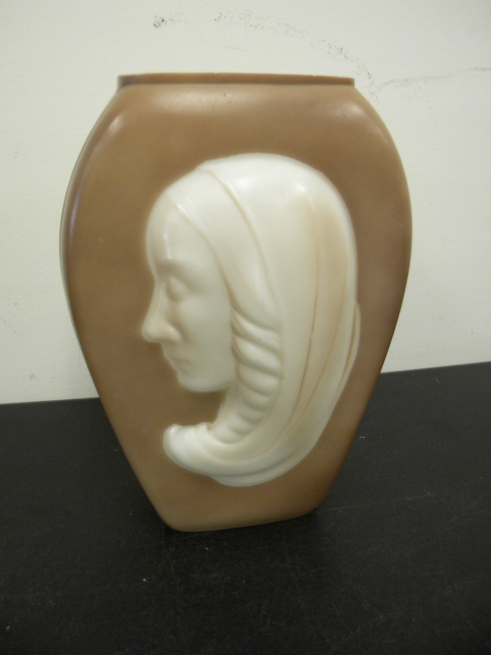 Consolidated Phoenix Glass Madonna Vase (1 of 3)