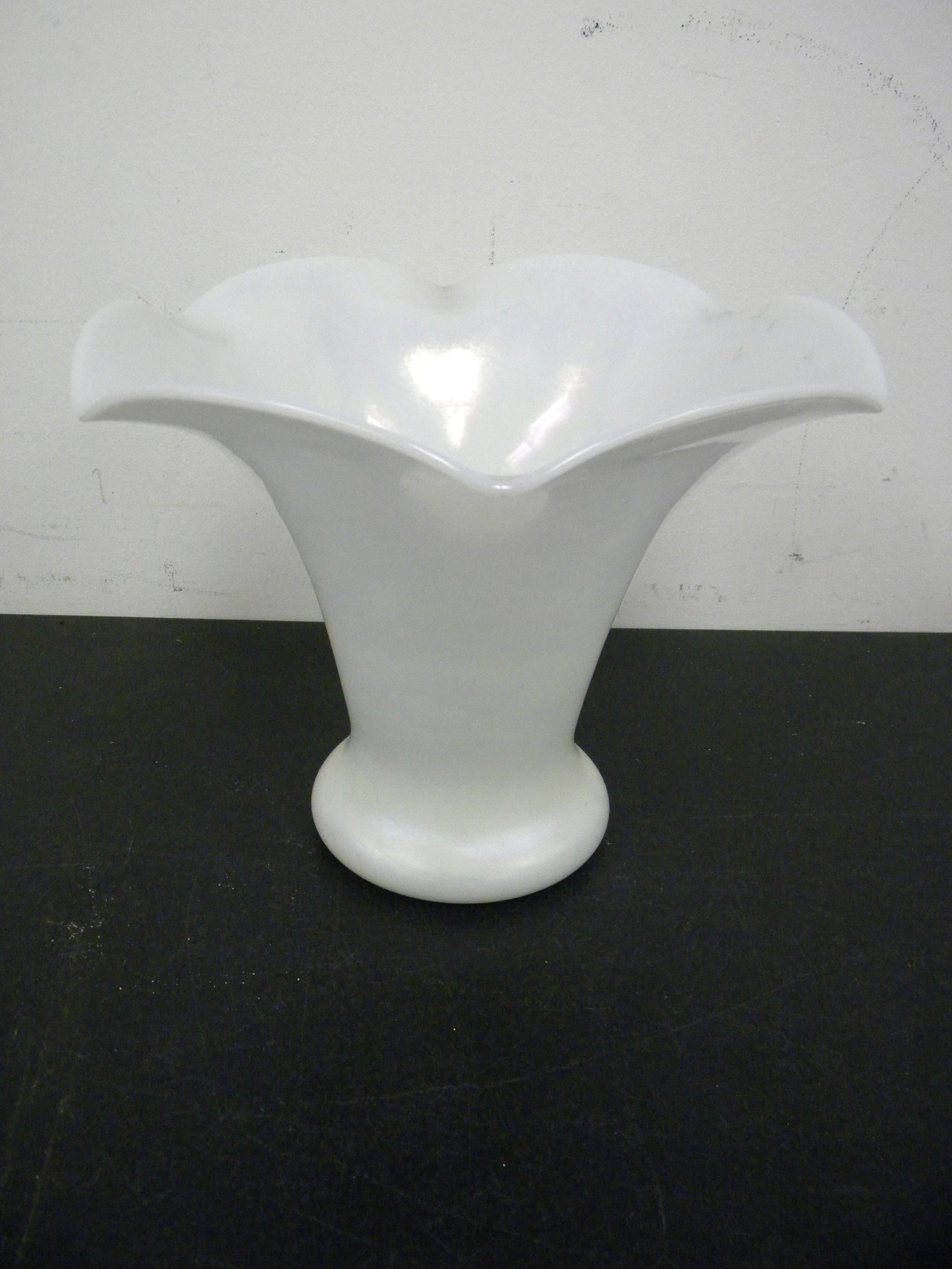Steuben Irvene Vase: signed, 8"x10".
