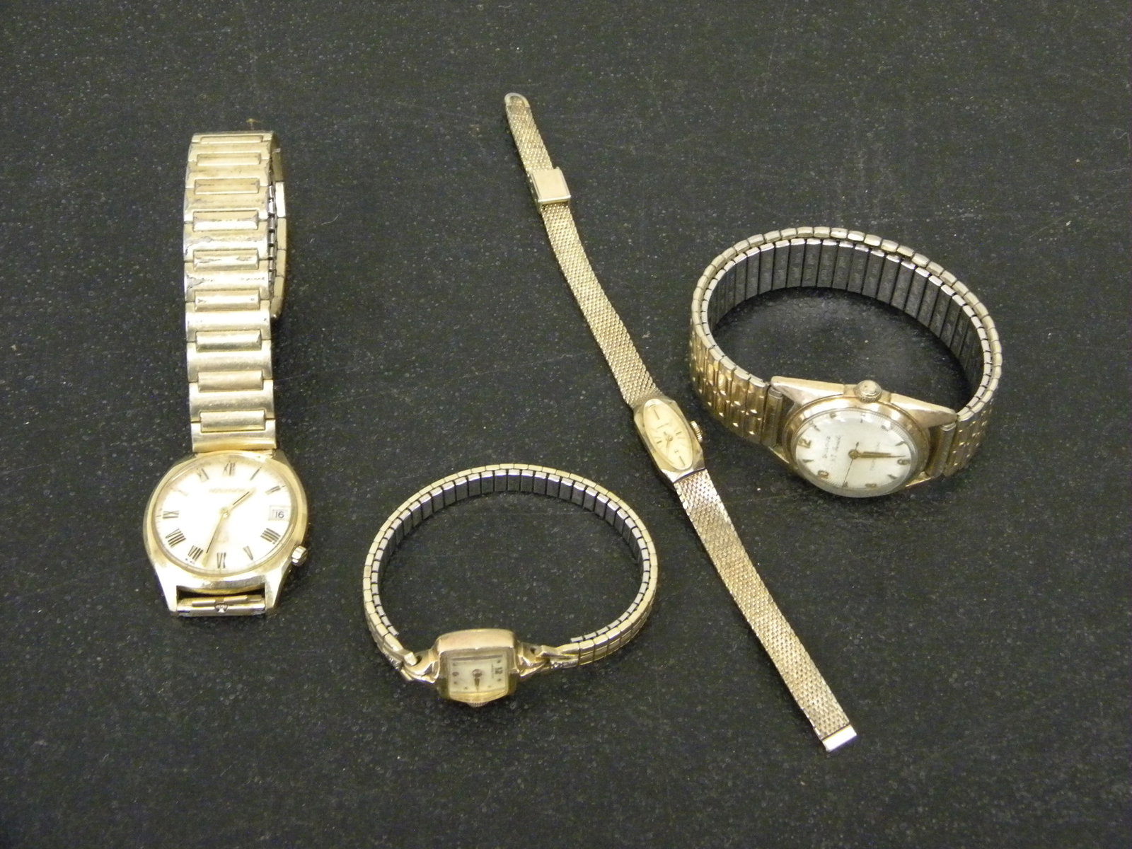 Mens Wristwatch Lot (4): 14kgf bulova accutron, 23 jewel bulova self winding and two hamiltons.