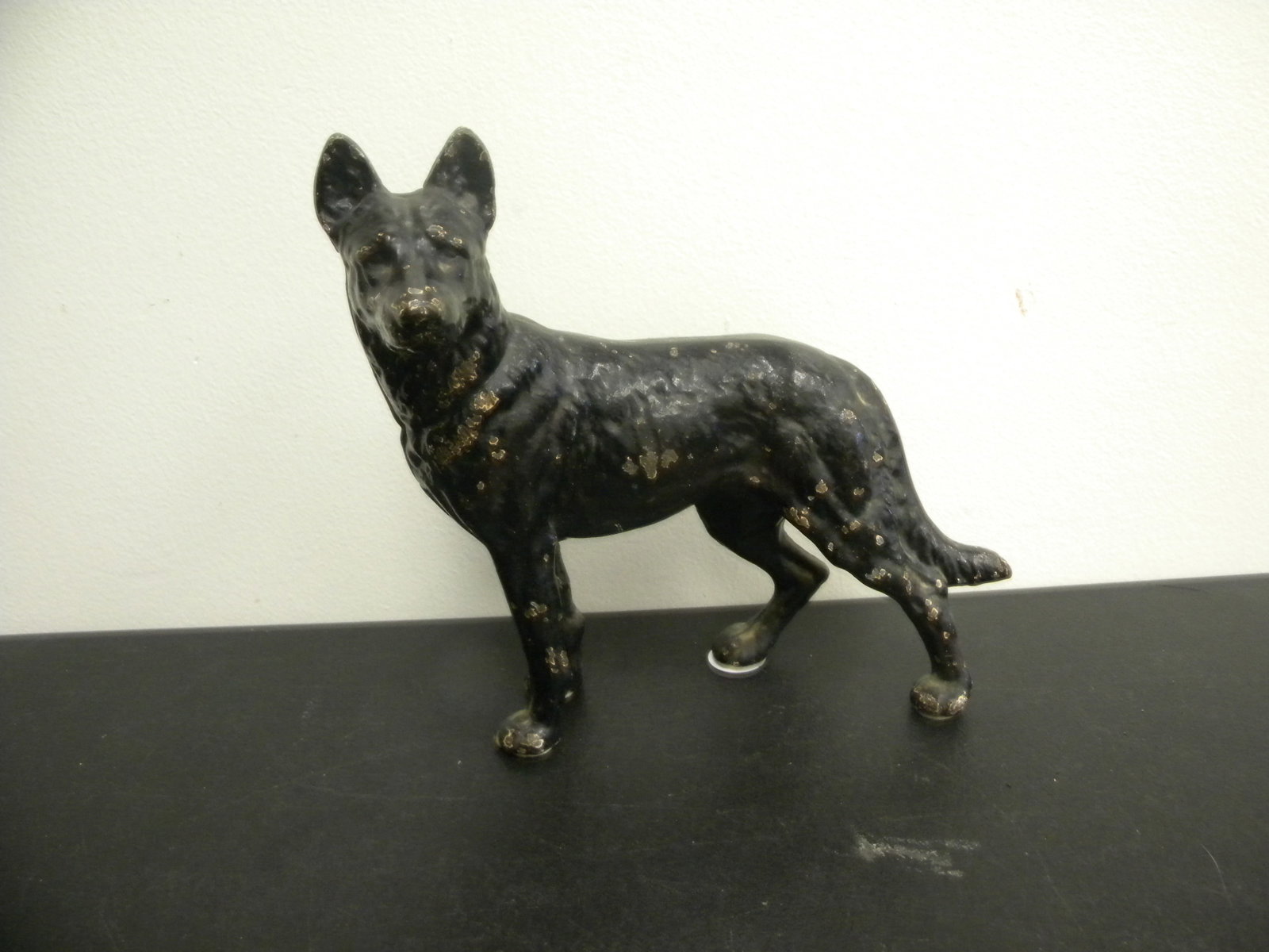 Cast Iron German Shepherd Doorstop (1 of 2)