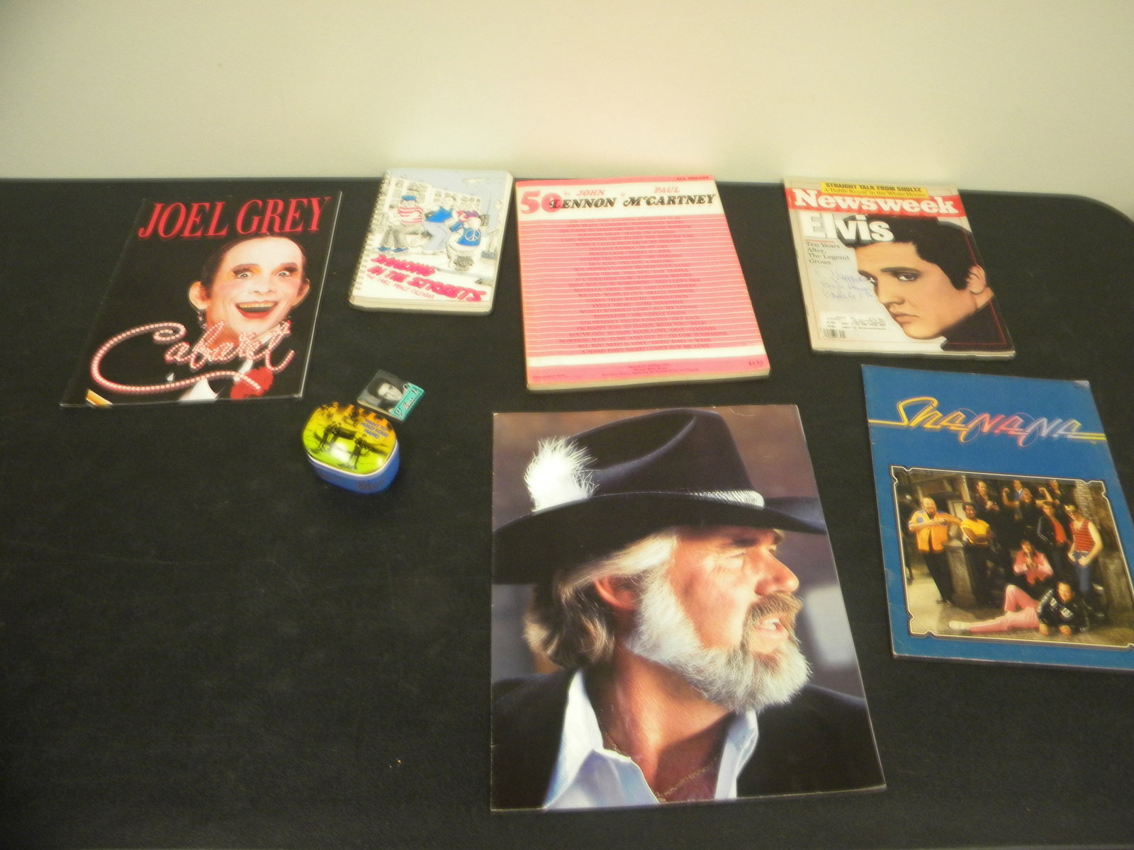 Musical Paper Goods (1 of 3)