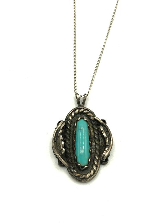 NAVAJO NECKLACE W TURQUOISE STONE .925 (1 of 4)