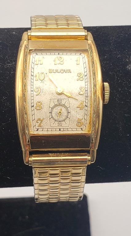 Vintage Bulova Wristwatch! 17 Jewels, 10AX Cal: Runs Fine! Mechanical Hand Winding! Gold Filled Top Stretch Band. Needs a light cleaning.