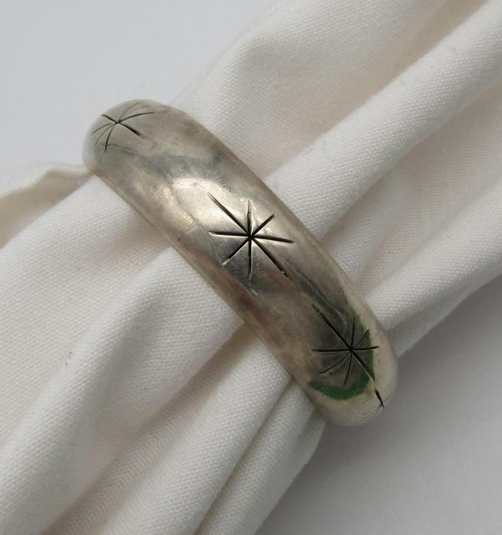 MEXICO STERLING BANGLE WITH STARBURST ETCHED (1 of 3)