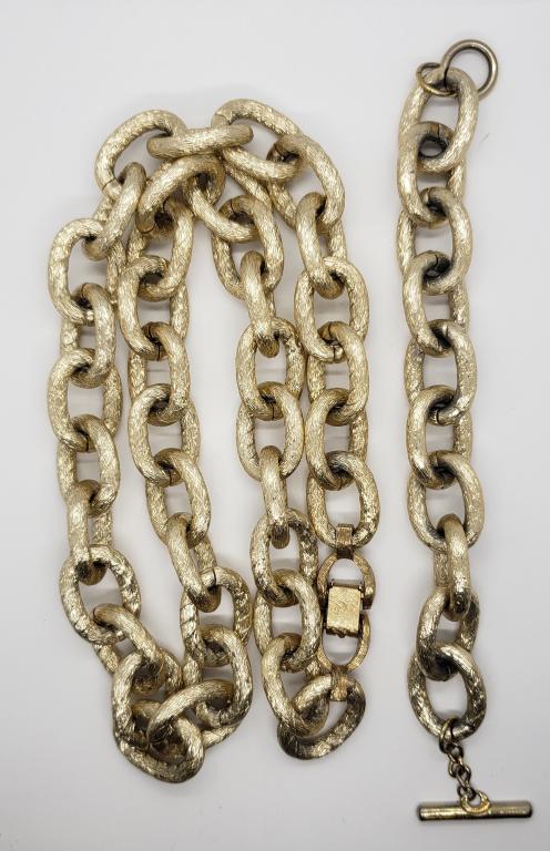 SET!!! VINTAGE CORO CHUNKY LINKED NECKLACE: AND BRACELET MATCHING SET