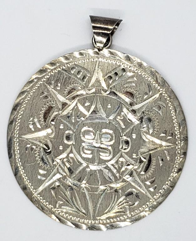 LOOKS NEW! STERLING CIRCULAR PENDANT WITH (1 of 3)