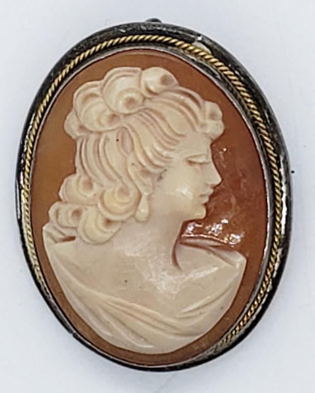 VINTAGE 900 STERLING CAMEO BROOCH/PENDANT: SEASHELL BACKGROUND. TOTAL 2.7 DWT
