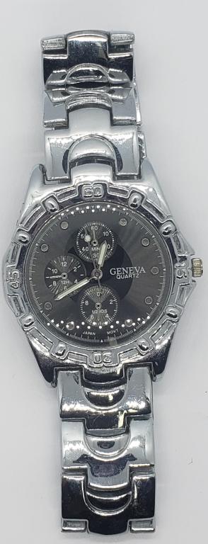 GENEVA CHRONOGRAPH SILVER TONE MENS WATCH (1 of 6)
