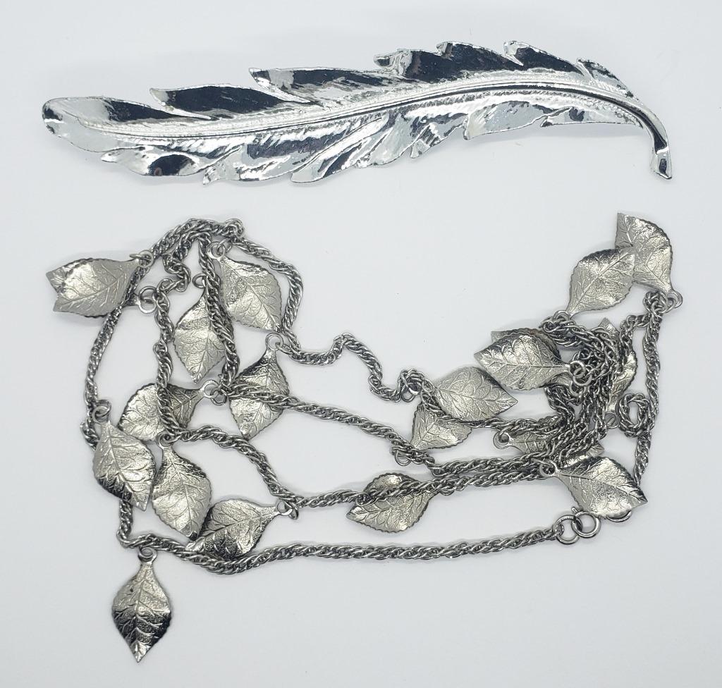 VINTAGE SILVER TONED LEAF JEWLERY LOT: (1 of 3)