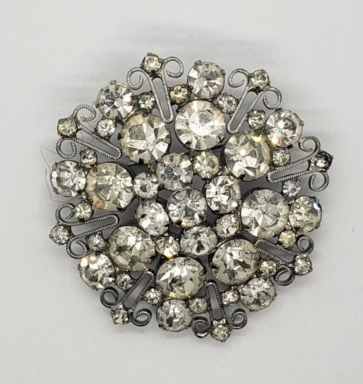 VINTAGE SILVER TONED CIRCULAR RHINESTONE (1 of 3)