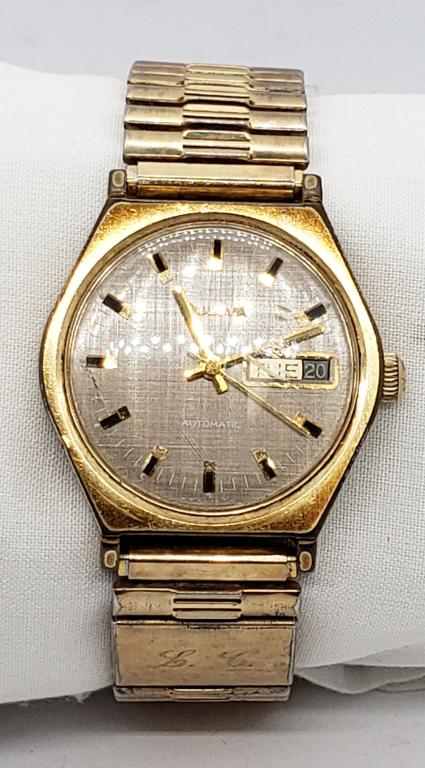 BULOVA SELF WINDING MENS WATCH: 23 JEWELS in BOX - RUNS